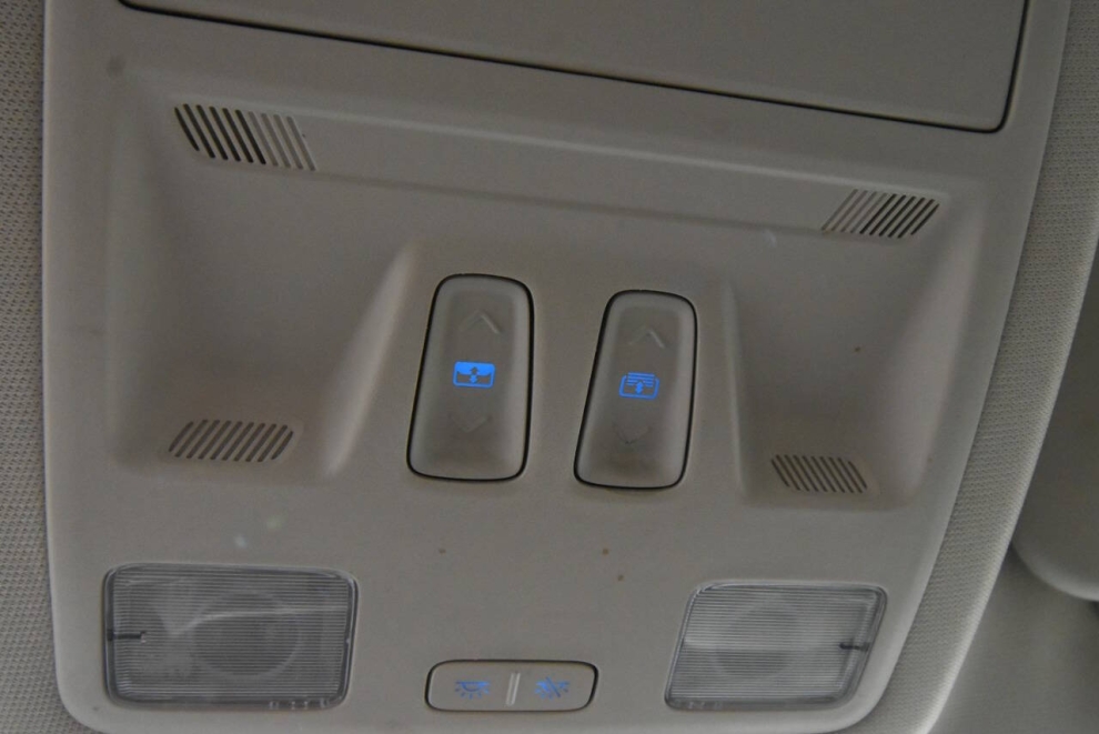 2020 Ford Escape SEL AWD 4dr SUV, Gold, Mileage: 90,714 - photo 27