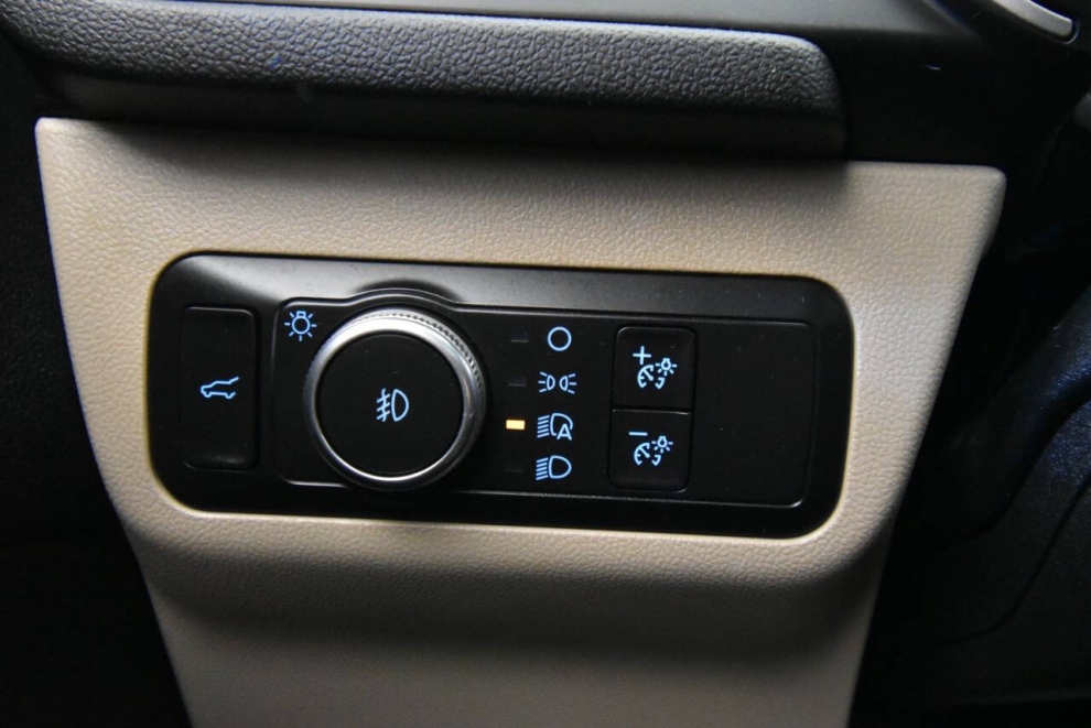 2020 Ford Escape SEL AWD 4dr SUV, Gold, Mileage: 90,714 - photo 28