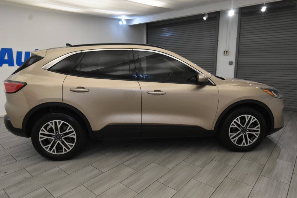 2020 Ford Escape SEL AWD 4dr SUV, Gold, Mileage: 90,714 - photo 5