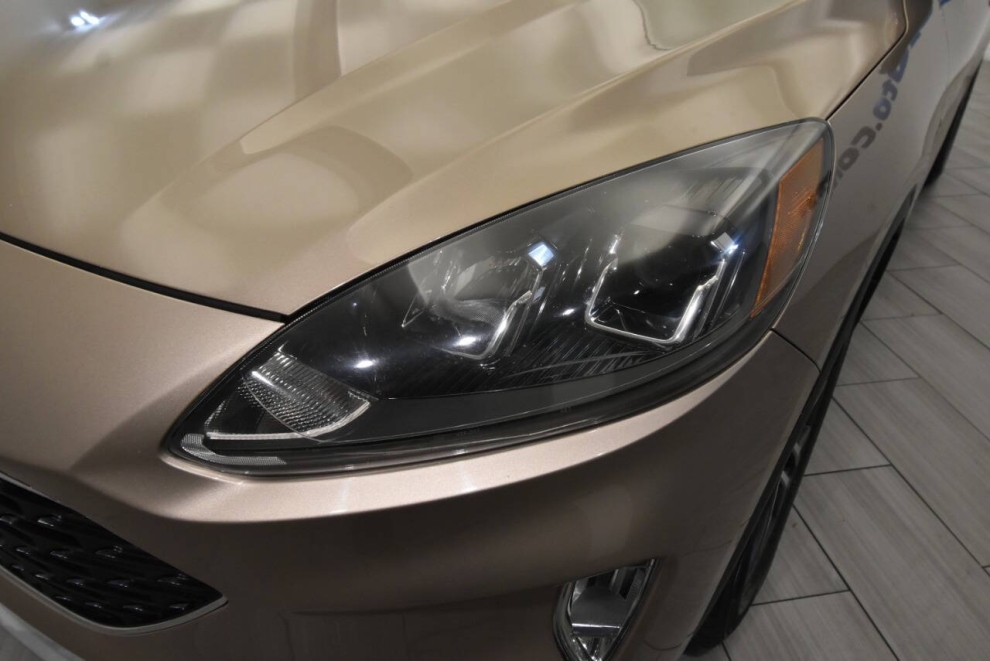 2020 Ford Escape SEL AWD 4dr SUV, Gold, Mileage: 90,714 - photo 8