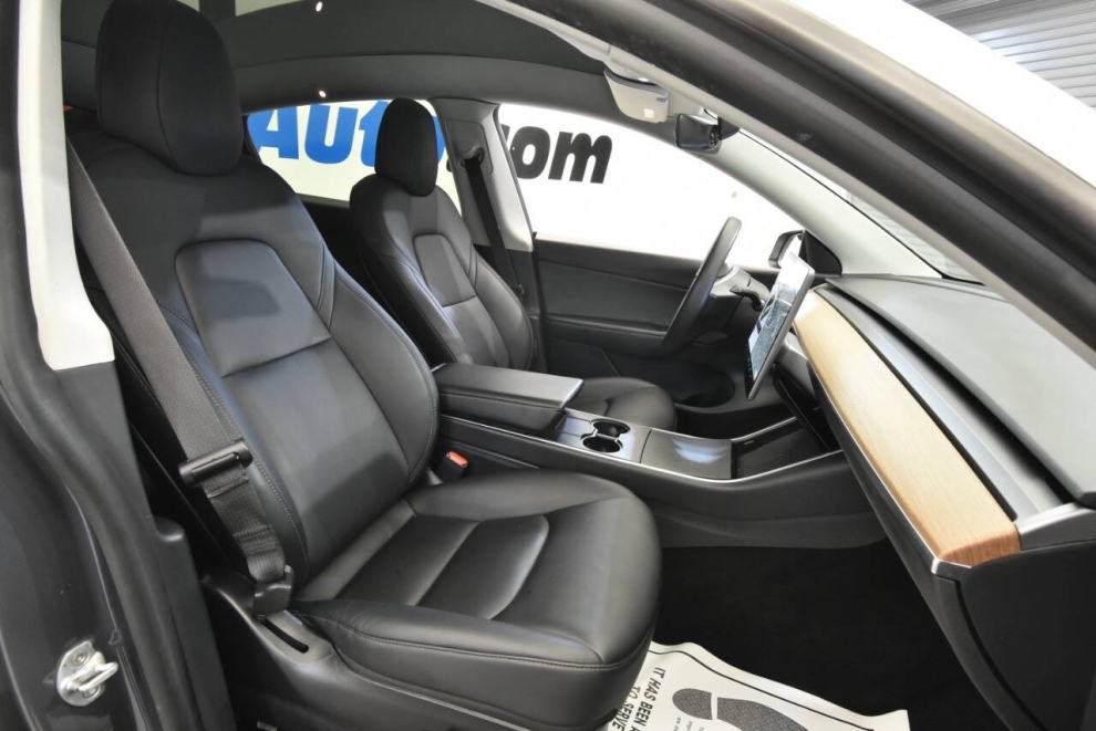 2020 Tesla Model Y Performance, Chrome, Mileage: 85,289 - photo 14