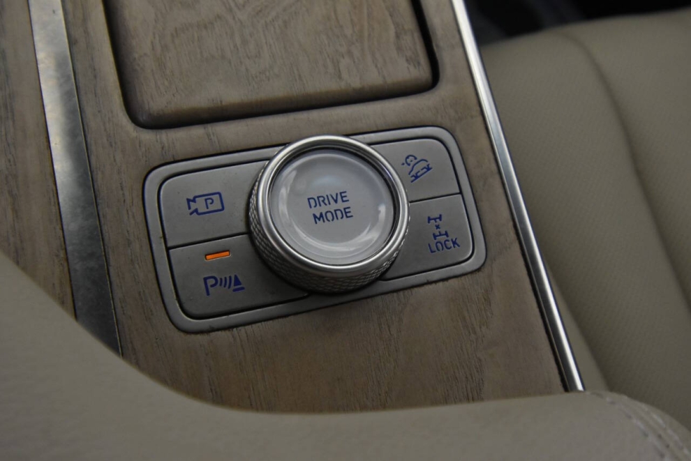 2021 Genesis GV80 2.5T AWD 4dr SUV, Silver, Mileage: 86,551 - photo 18