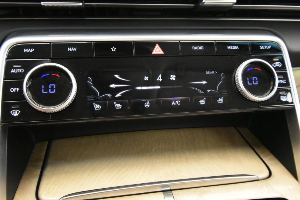 2021 Genesis GV80 2.5T AWD 4dr SUV, Silver, Mileage: 86,551 - photo 21