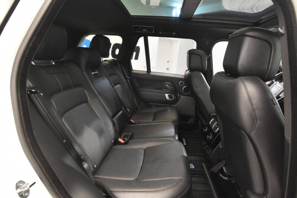 2020 Land Rover Range Rover HSE AWD 4dr SUV, White, Mileage: 71,730 - photo 15