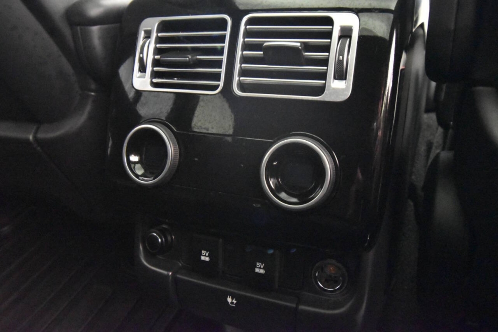 2020 Land Rover Range Rover HSE AWD 4dr SUV, White, Mileage: 71,730 - photo 17