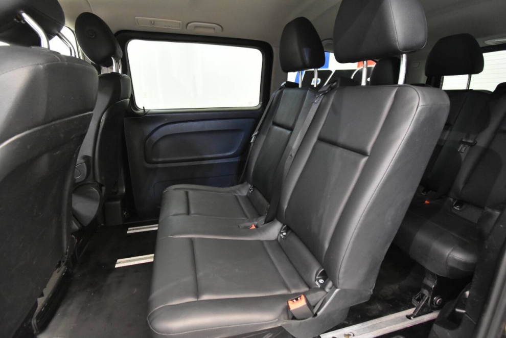 2018 Mercedes-Benz Metris Passenger, Negro, Mileage: 79,460 - photo 13