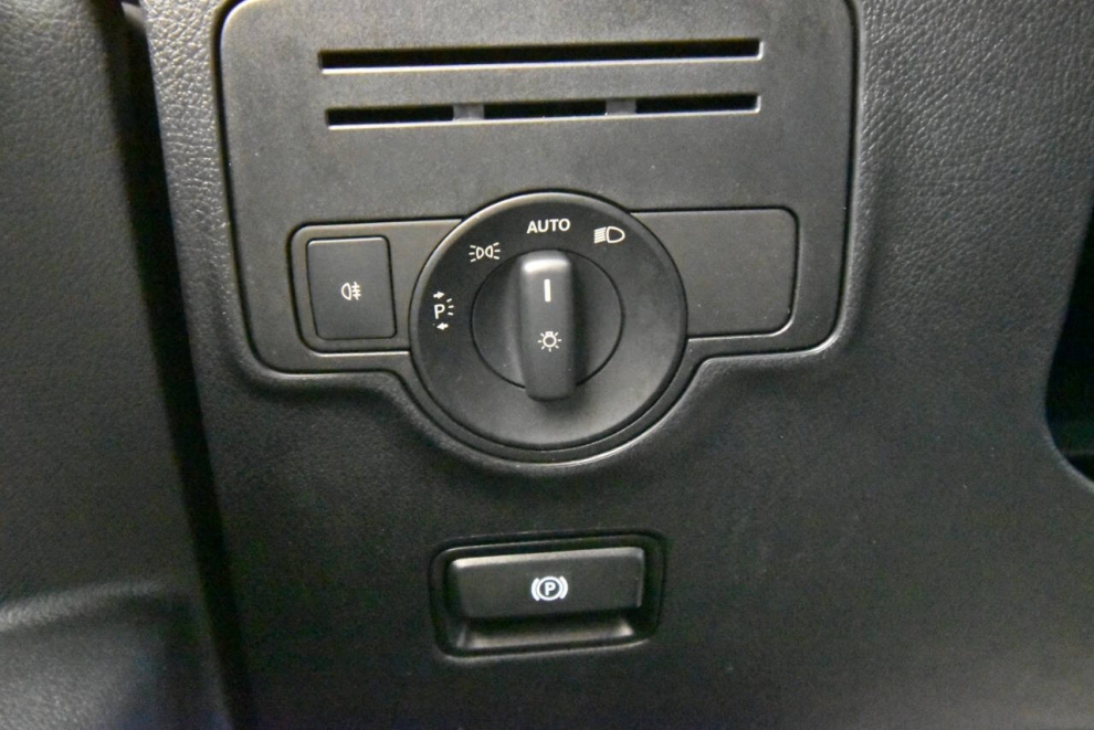 2018 Mercedes-Benz Metris Passenger, Negro, Mileage: 79,460 - photo 26