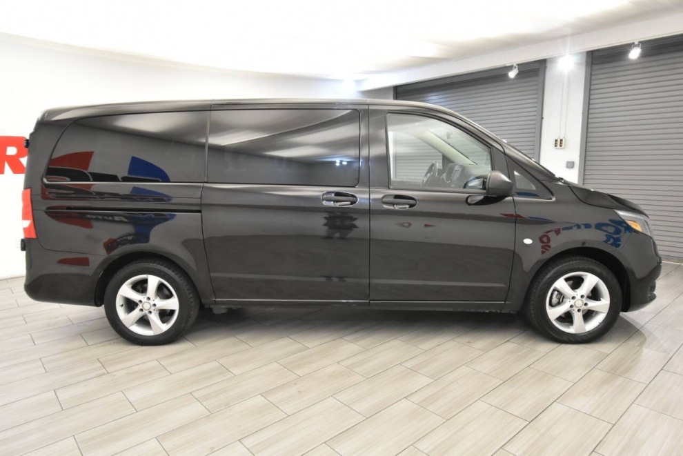 2018 Mercedes-Benz Metris Passenger, Negro, Mileage: 79,460 - photo 5
