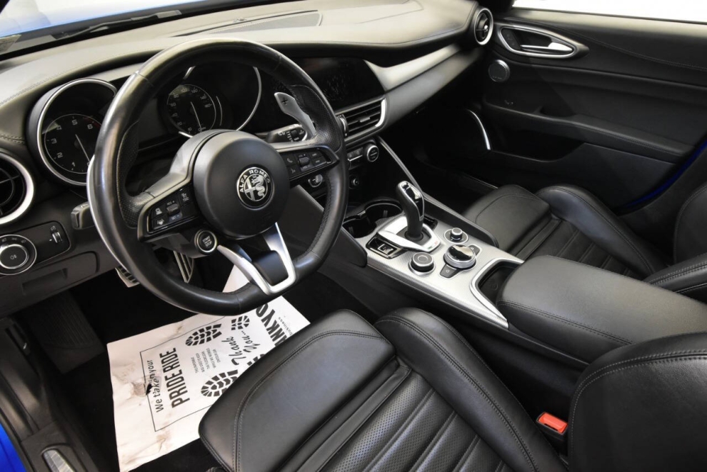 2023 Alfa Romeo Giulia Veloce, Met. Blue, Mileage: 55,457 - photo 10