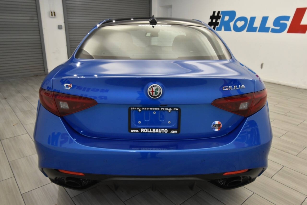 2023 Alfa Romeo Giulia Veloce, Met. Blue, Mileage: 55,457 - photo 3