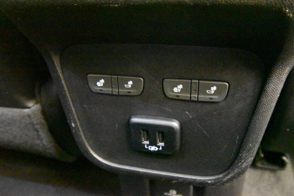 2018 GMC Terrain Denali 4x4 4dr SUV, Gray, Mileage: 101,559 - photo 17