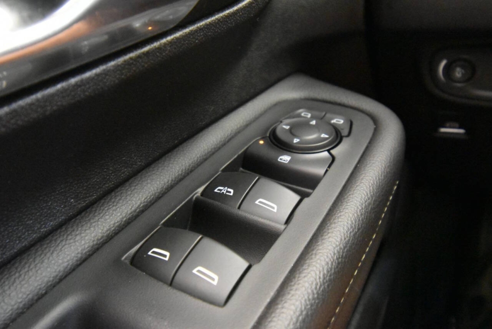 2018 GMC Terrain Denali 4x4 4dr SUV, Gray, Mileage: 101,559 - photo 31