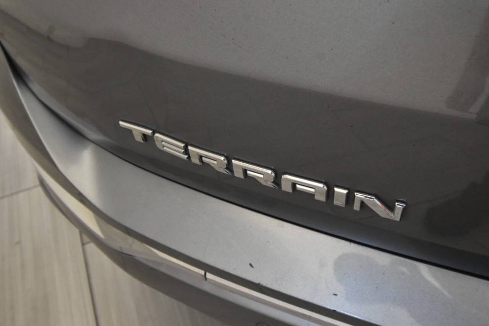 2018 GMC Terrain Denali 4x4 4dr SUV, Gray, Mileage: 101,559 - photo 32