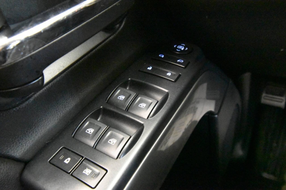 2018 Chevrolet Silverado 1500 LT, Black, Mileage: 64,562 - photo 23