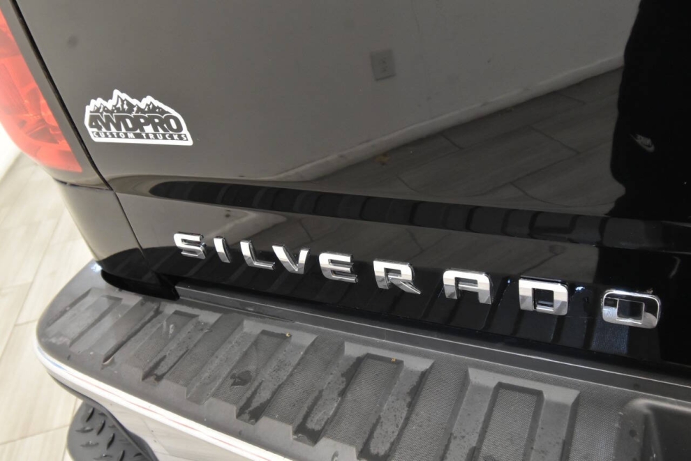 2018 Chevrolet Silverado 1500 LT, Black, Mileage: 64,562 - photo 25