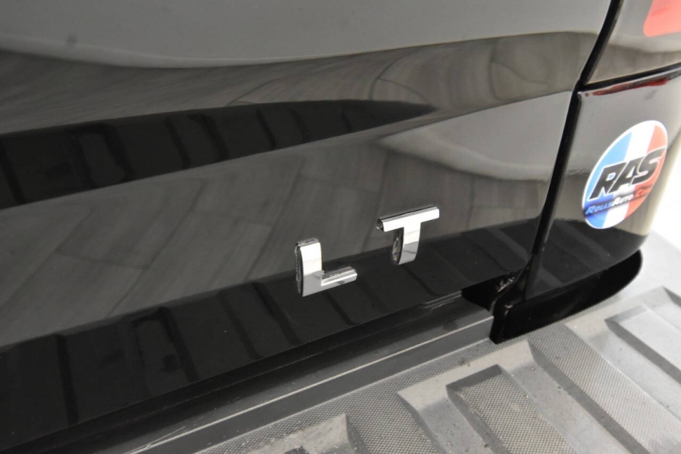 2018 Chevrolet Silverado 1500 LT, Black, Mileage: 64,562 - photo 26