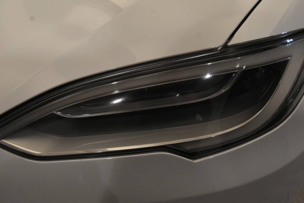 2019 Tesla Model S 100D, White, Mileage: 61,581 - photo 8