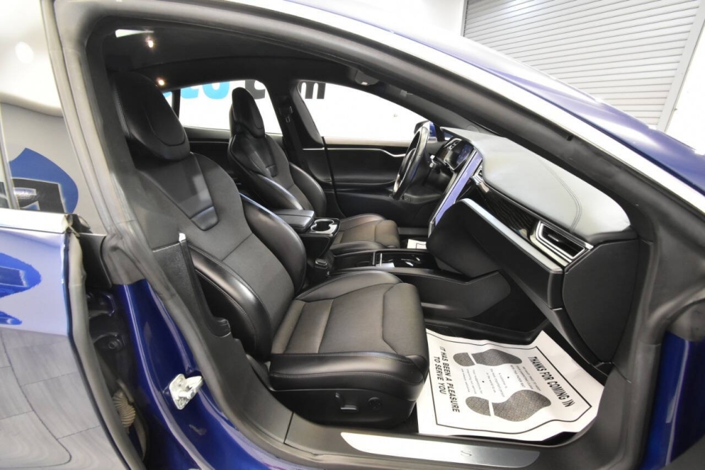 2017 Tesla Model S 75D, Azul, Mileage: 128,432 - photo 16