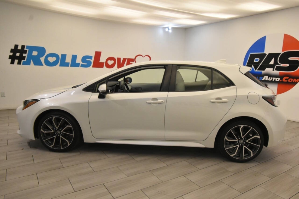 2020 Toyota Corolla Hatchback XSE 4dr Hatchback CVT, White, Mileage: 60,557 - photo 1