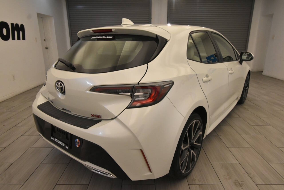 2020 Toyota Corolla Hatchback XSE 4dr Hatchback CVT, White, Mileage: 60,557 - photo 4