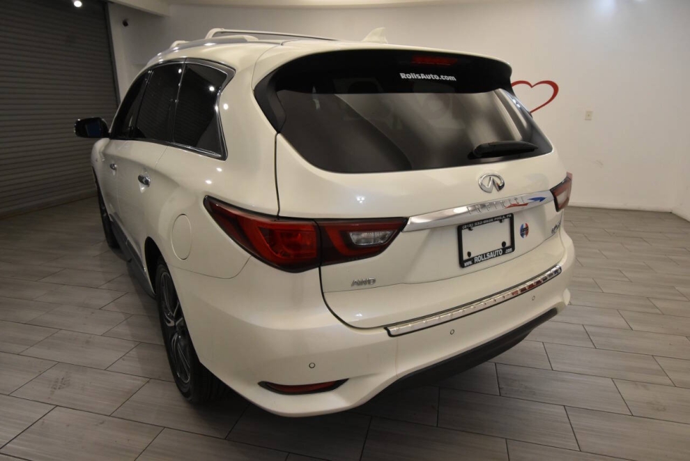 2019 Infiniti QX60 LUXE, White, Mileage: 82,067 - photo 2