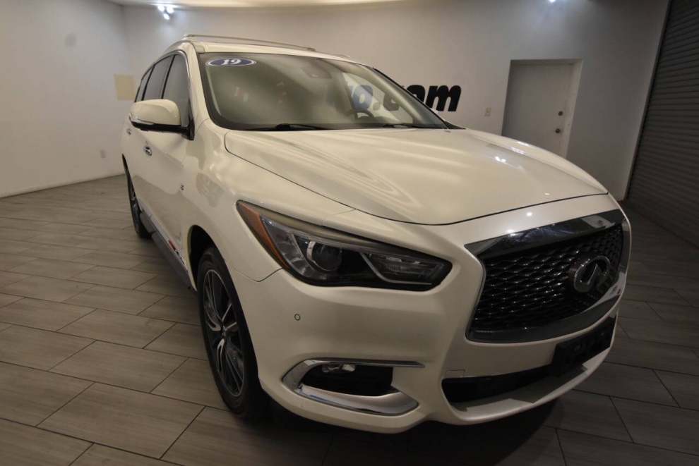 2019 Infiniti QX60 LUXE, White, Mileage: 82,067 - photo 6