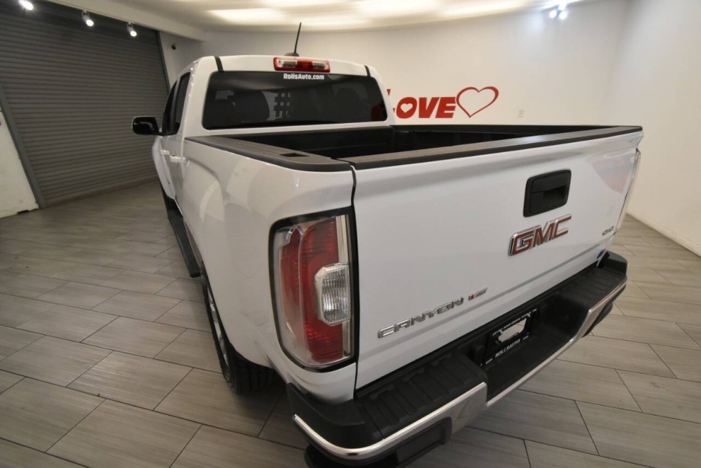 2018 GMC Canyon, Blanco, Mileage: 81,534 - photo 2