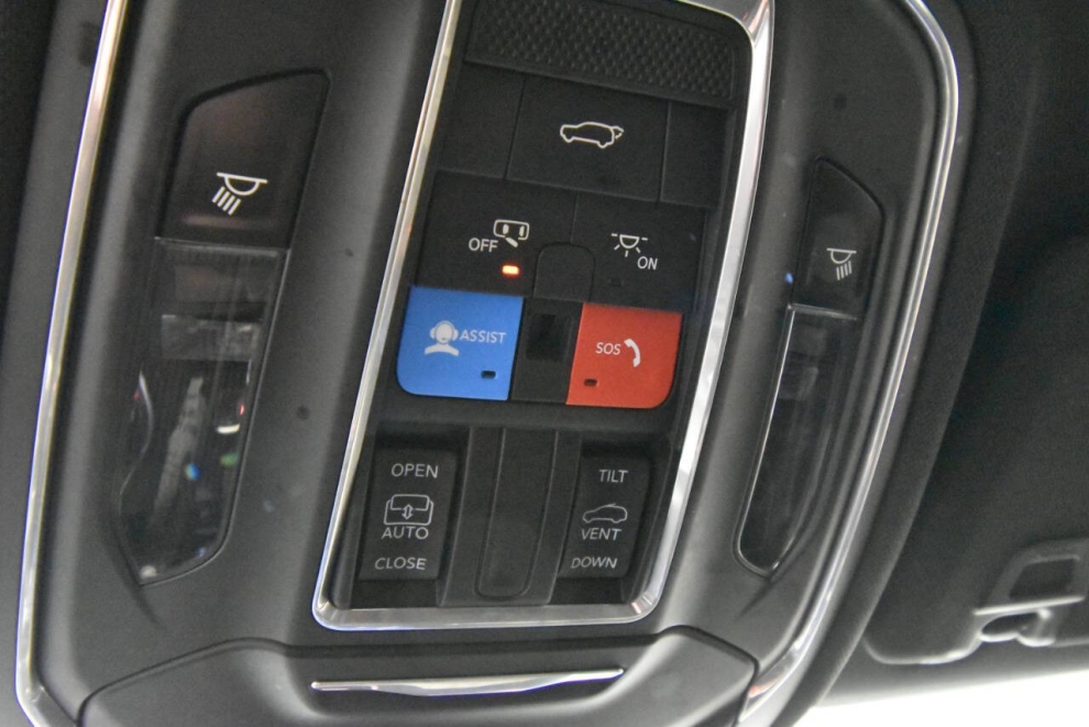 2021 Jeep Grand Cherokee L, White, Mileage: 58,571 - photo 24