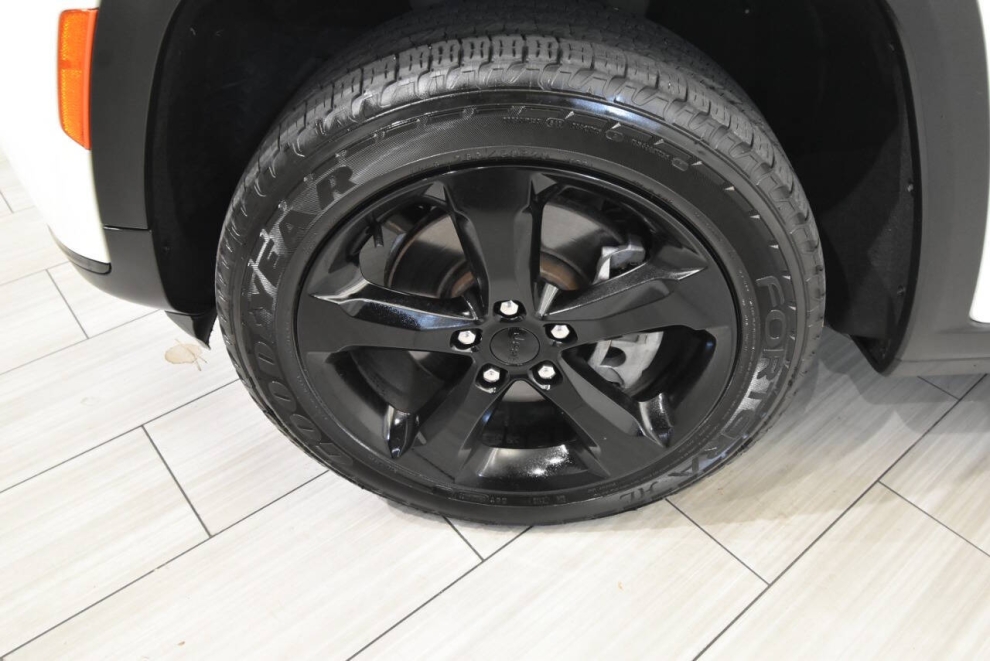 2021 Jeep Grand Cherokee L, White, Mileage: 58,571 - photo 9