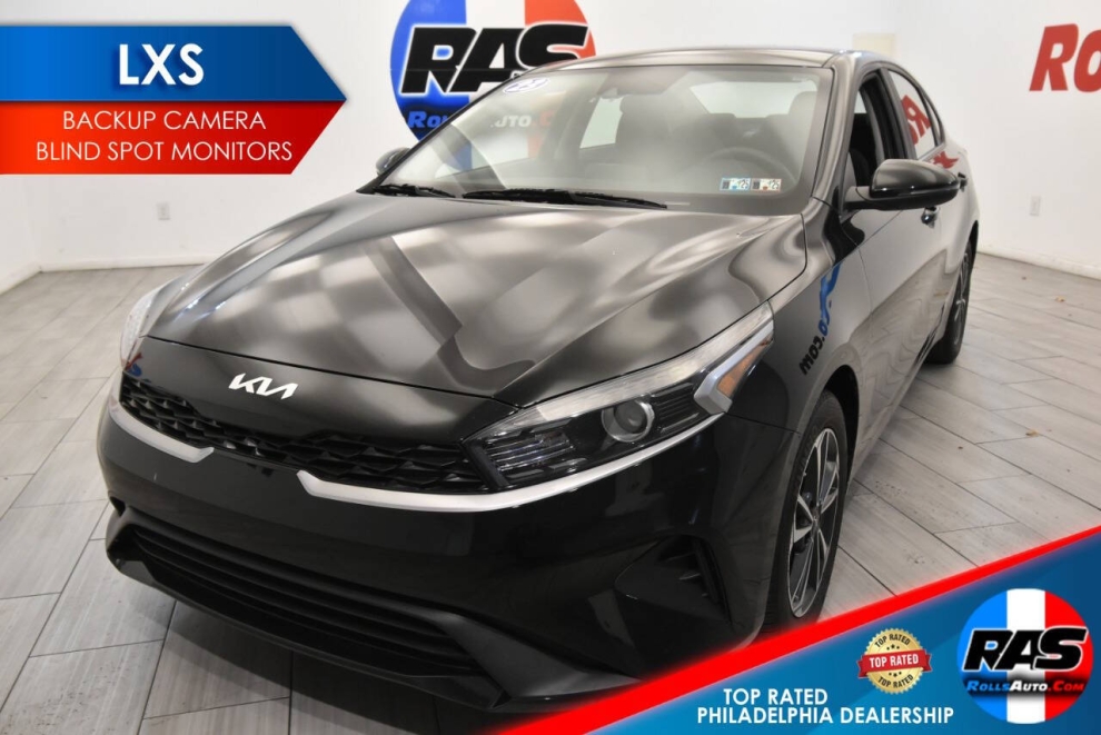 2023 Kia Forte LXS, Black, Mileage: 62,296