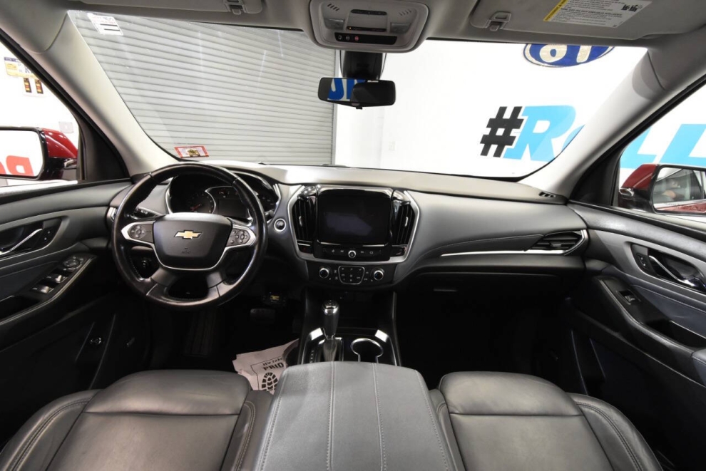 2018 Chevrolet Traverse LT Leather 4x4 4dr SUV, Red, Mileage: 97,816 - photo 17