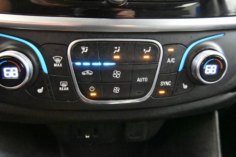 2018 Chevrolet Traverse LT Leather 4x4 4dr SUV, Red, Mileage: 97,816 - photo 20