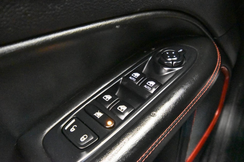 2021 Jeep Compass Trailhawk 4x4 4dr SUV, Silver, Mileage: 59,477 - photo 30