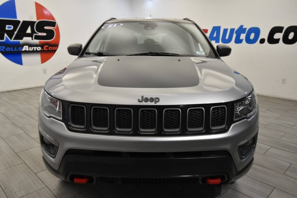 2021 Jeep Compass Trailhawk 4x4 4dr SUV, Silver, Mileage: 59,477 - photo 7