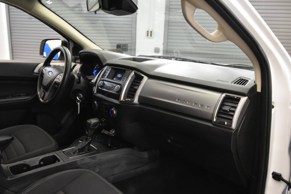 2019 Ford Ranger XLT, White, Mileage: 100,084 - photo 16