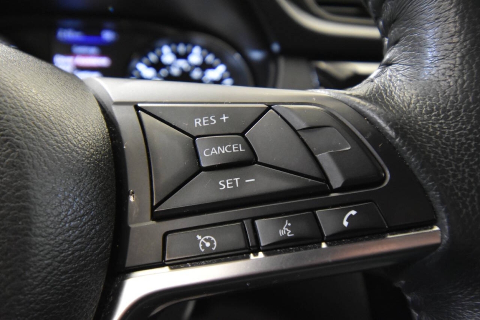 2018 Nissan Rogue SV, Silver, Mileage: 62,145 - photo 25