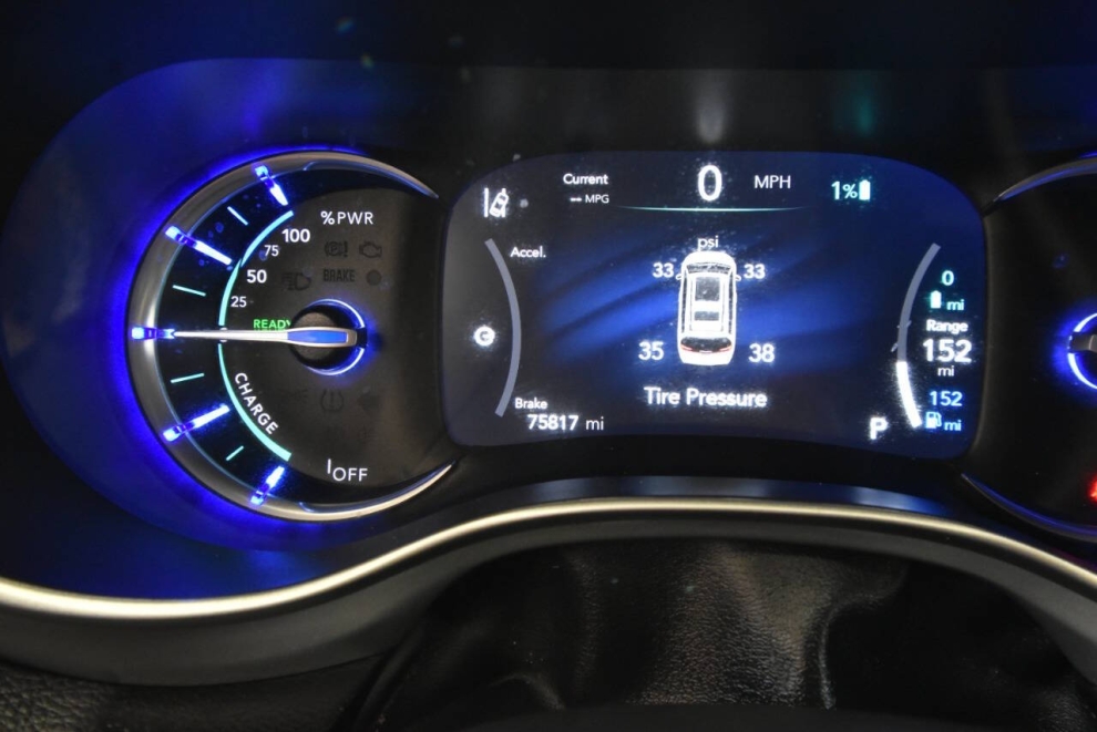 2023 Chrysler Pacifica Plug-In Hybrid Touring L 4dr Mini Van, Black, Mileage: 75,812 - photo 26