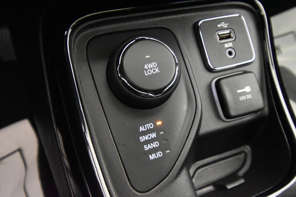 2018 Jeep Compass Altitude, Black, Mileage: 99,376 - photo 19