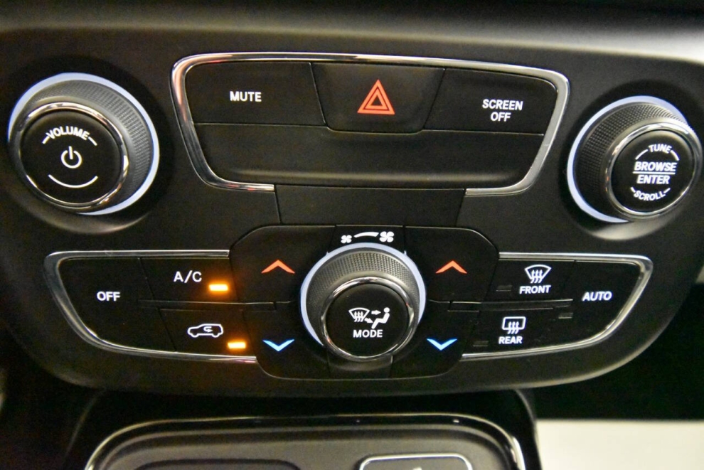 2018 Jeep Compass Altitude, Black, Mileage: 99,376 - photo 20