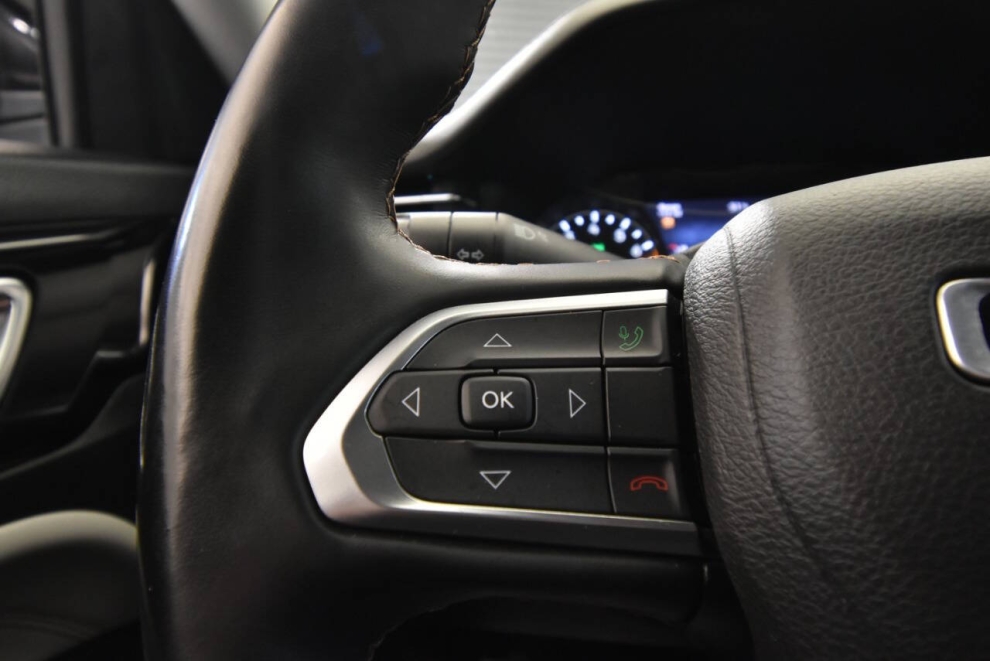 2022 Jeep Compass Limited, Black, Mileage: 64,762 - photo 25