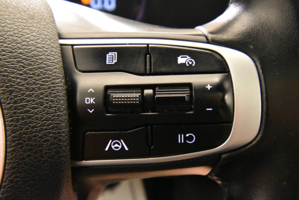 2023 Kia Sportage X Line AWD 4dr SUV, Gray, Mileage: 84,783 - photo 29