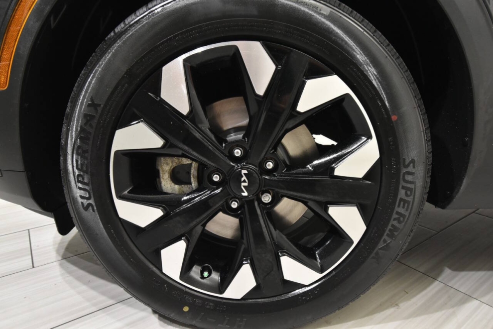 2023 Kia Sportage X Line AWD 4dr SUV, Gray, Mileage: 84,783 - photo 9