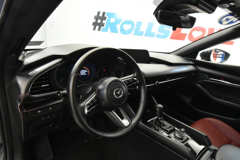 2025 Mazda Mazda3 Hatchback 2.5 S Carbon Edition AWD 4dr Hatchback, Gray, Mileage: 3,559 - photo 10