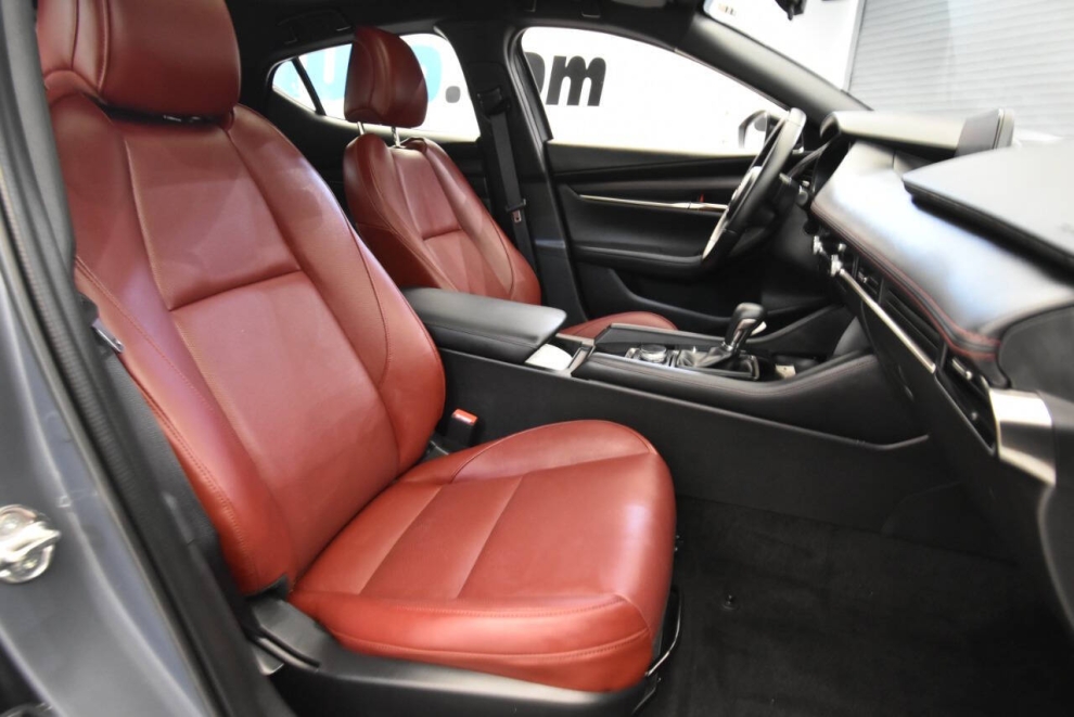 2025 Mazda Mazda3 Hatchback 2.5 S Carbon Edition AWD 4dr Hatchback, Gray, Mileage: 3,559 - photo 14