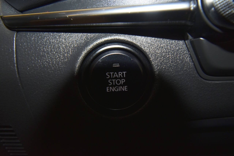 2025 Mazda Mazda3 Hatchback 2.5 S Carbon Edition AWD 4dr Hatchback, Gray, Mileage: 3,559 - photo 18