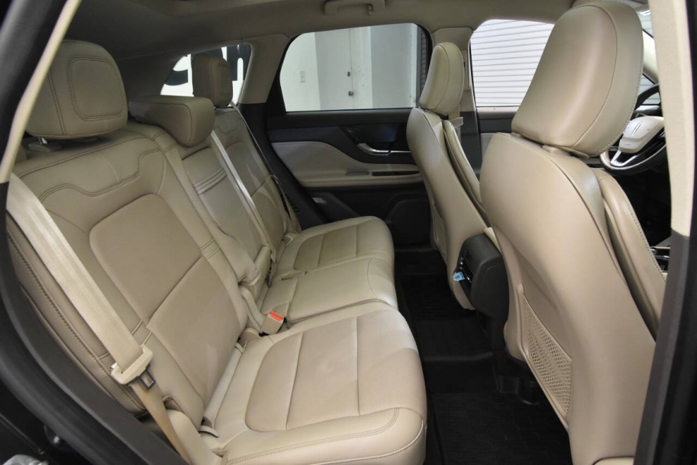 2021 Lincoln Corsair Reserve AWD 4dr SUV, Black, Mileage: 96,082 - photo 15