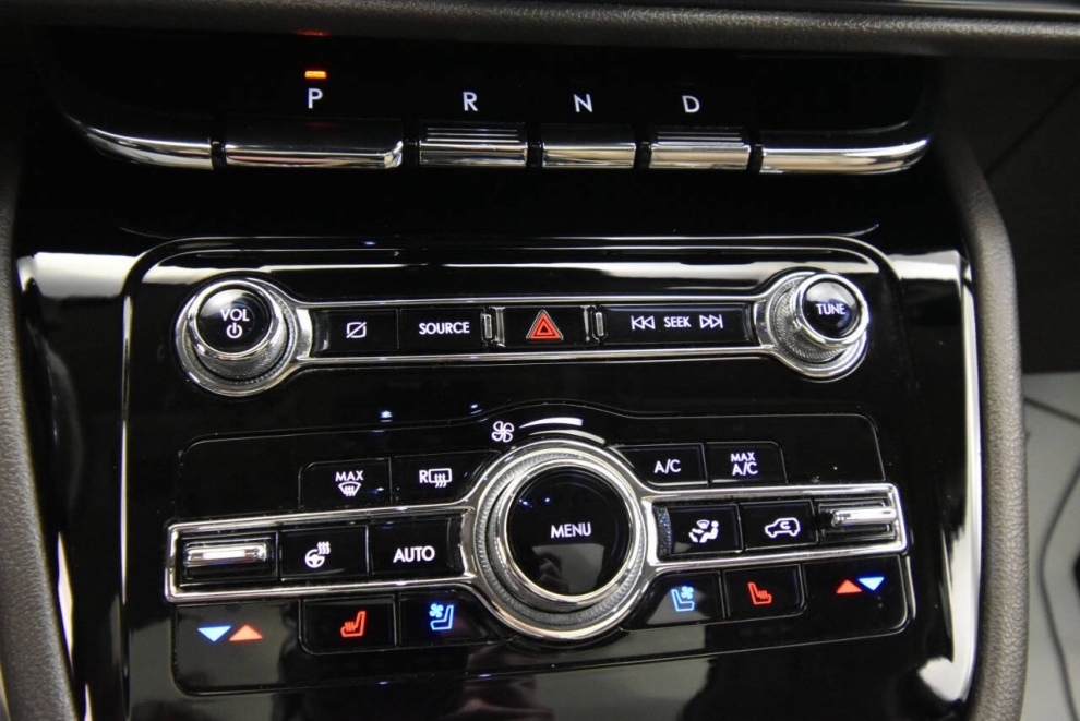 2021 Lincoln Corsair Reserve AWD 4dr SUV, Black, Mileage: 96,082 - photo 20