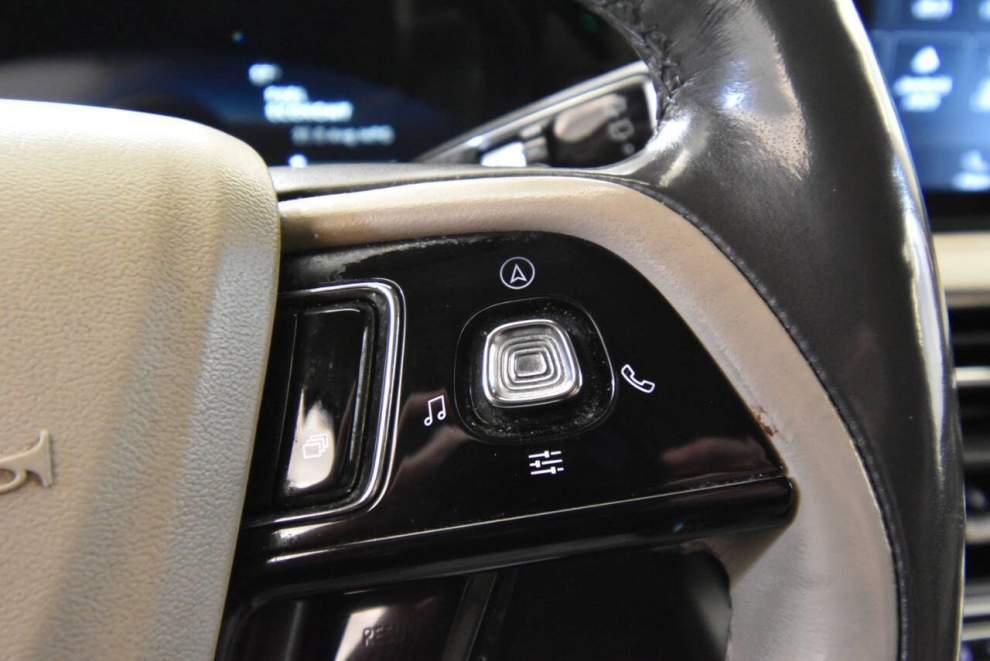 2021 Lincoln Corsair Reserve AWD 4dr SUV, Black, Mileage: 96,082 - photo 28