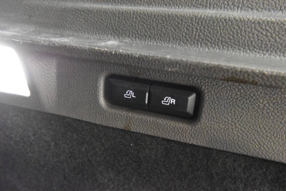 2021 Lincoln Corsair Reserve AWD 4dr SUV, Black, Mileage: 96,082 - photo 34