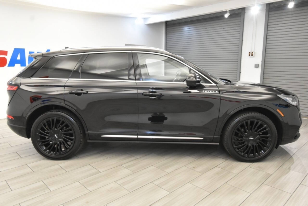 2021 Lincoln Corsair Reserve AWD 4dr SUV, Black, Mileage: 96,082 - photo 5